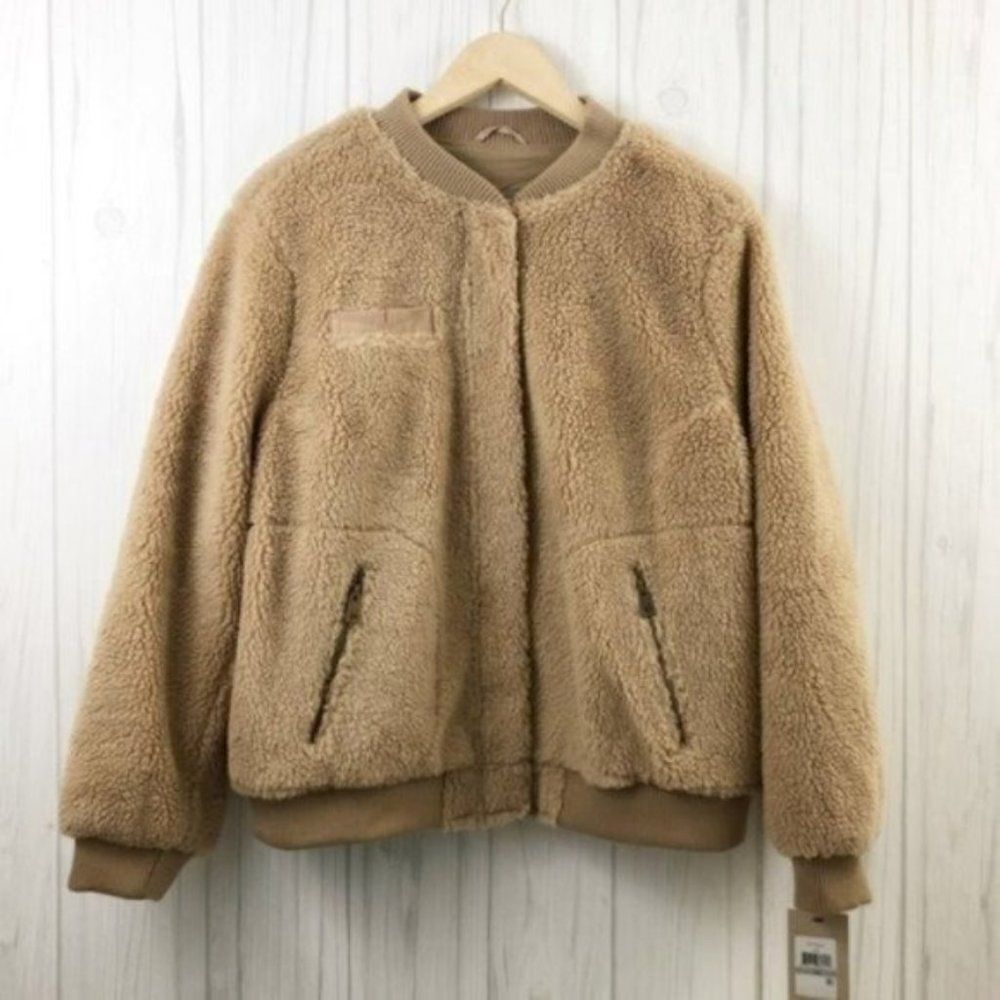 LEVI'S Plush Sherpa Teddy Bomber Jacket 